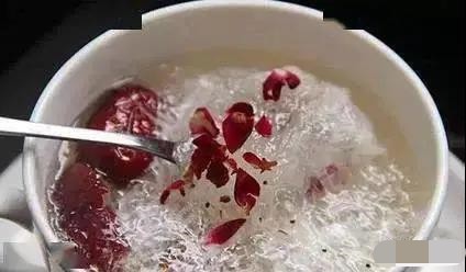 红枣牛奶燕窝.jpg